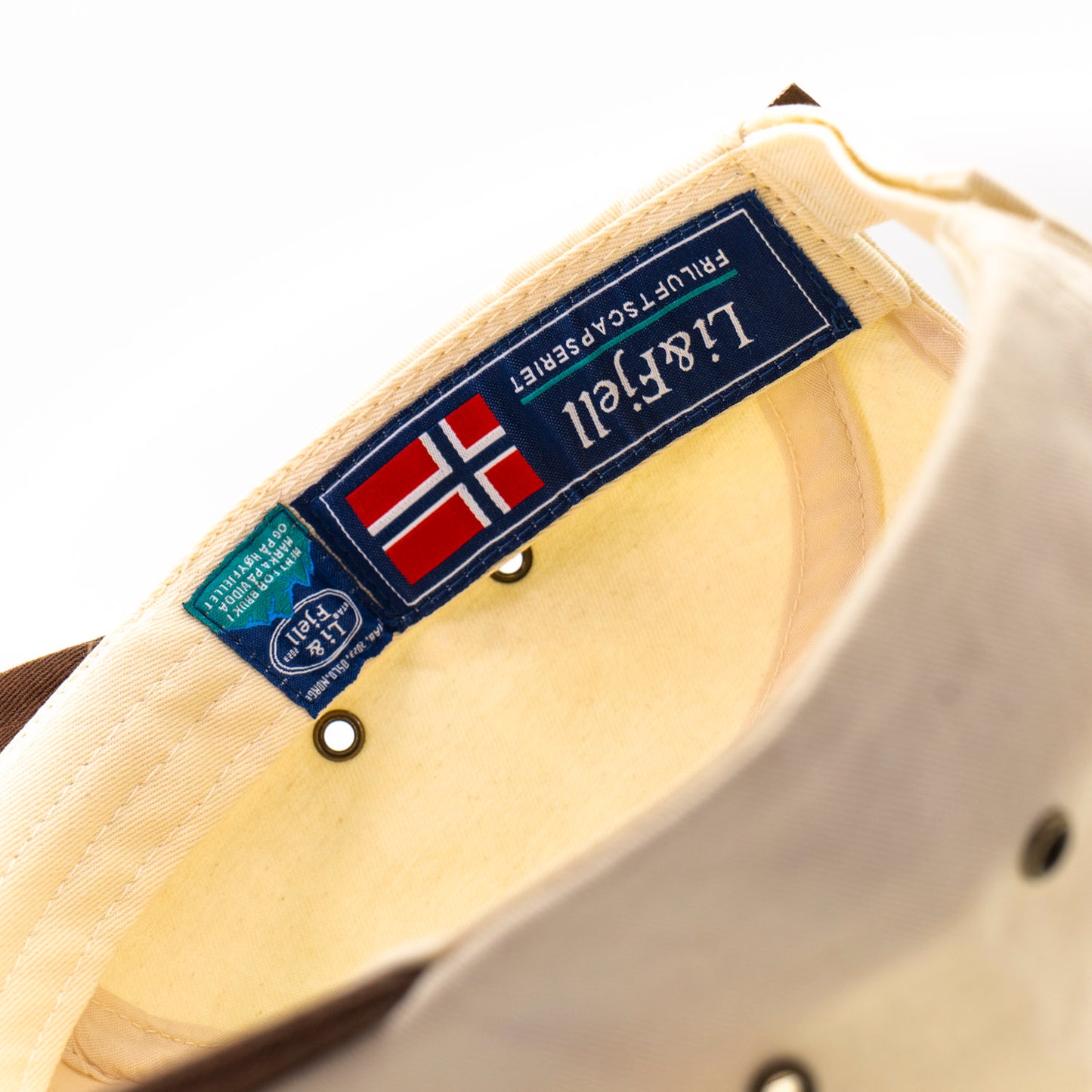 Vestmarka Camper – Hvit/Brun