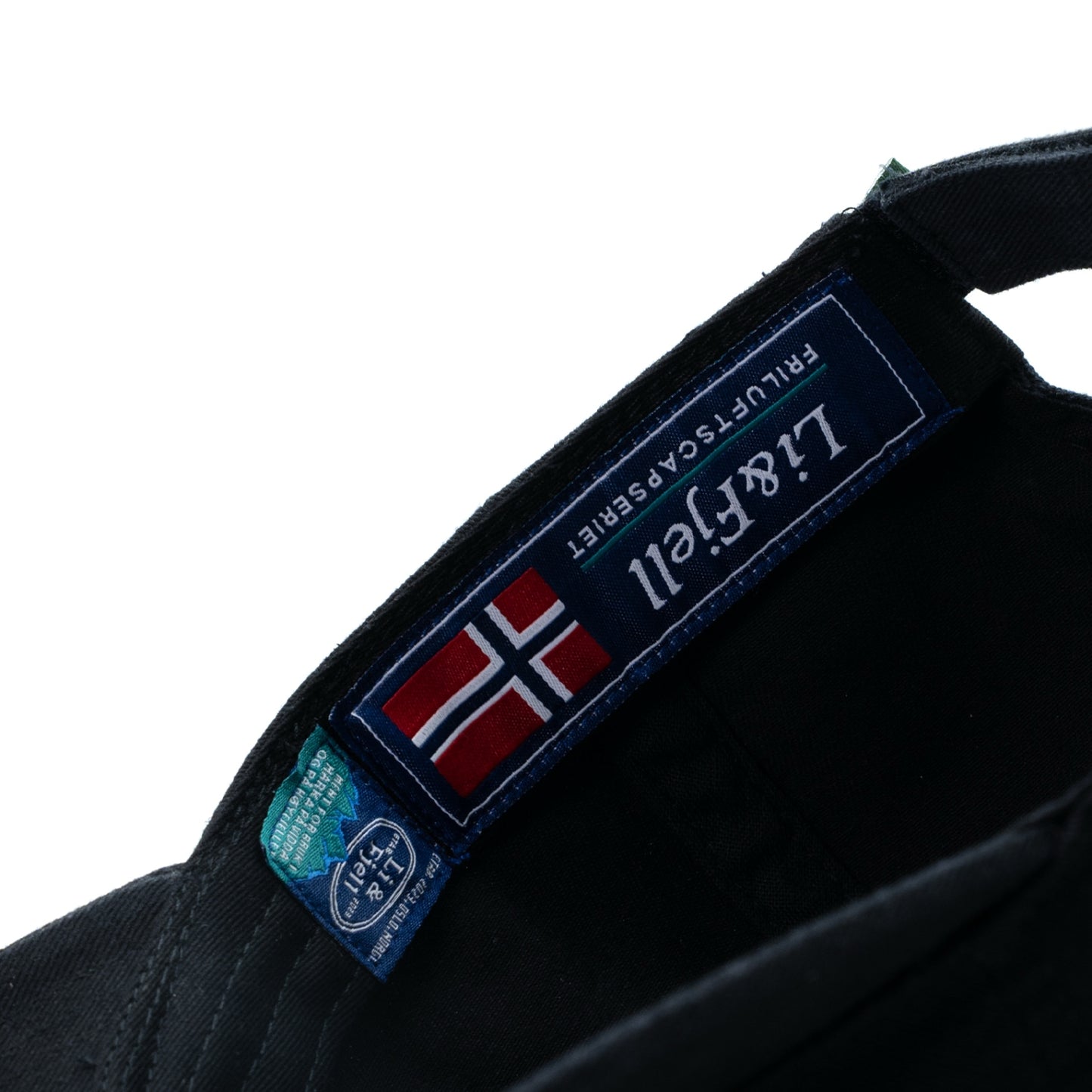 Li&Fjell Patch Cap – Svart